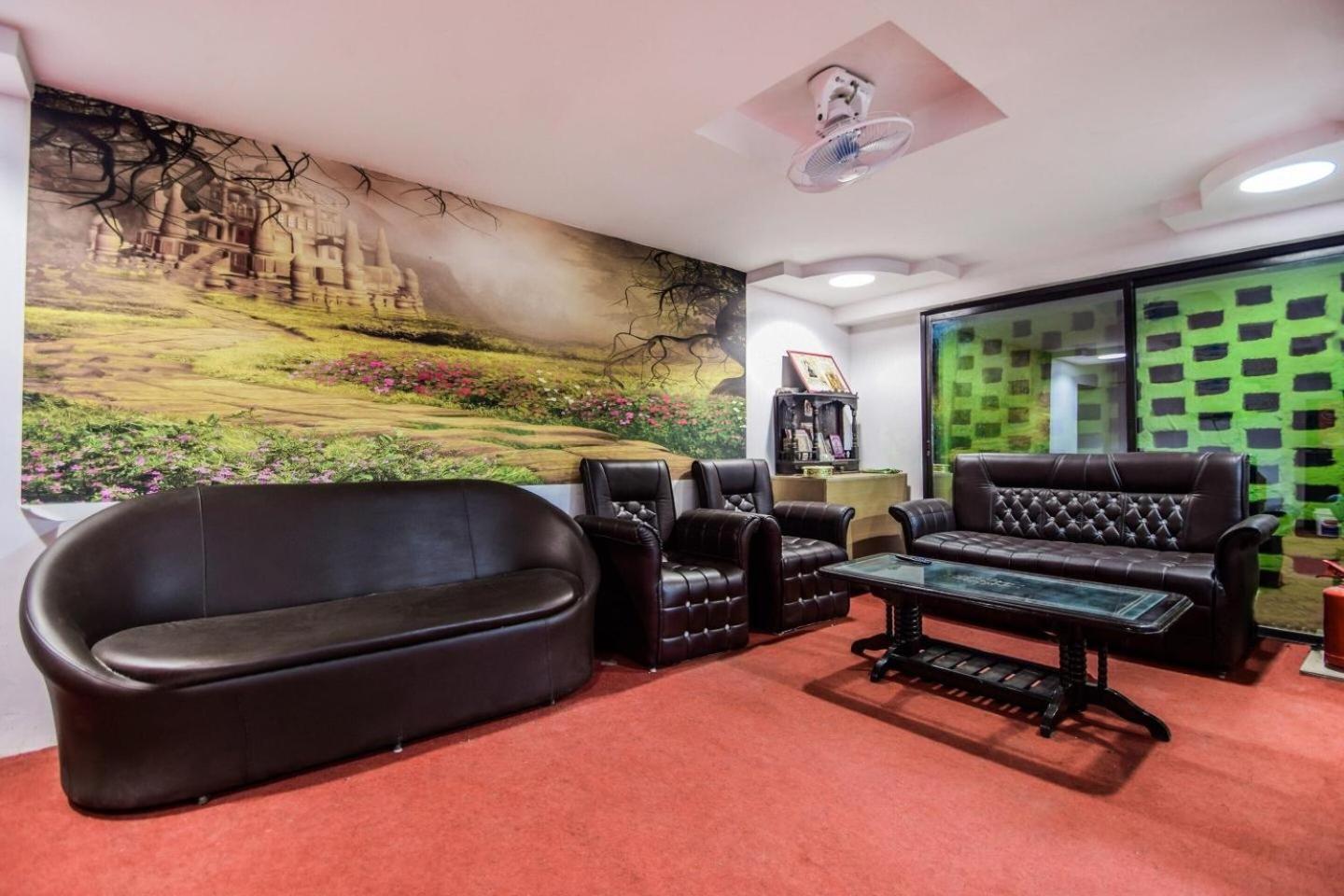 Hotel Quality Time Udaipur Ngoại thất bức ảnh
