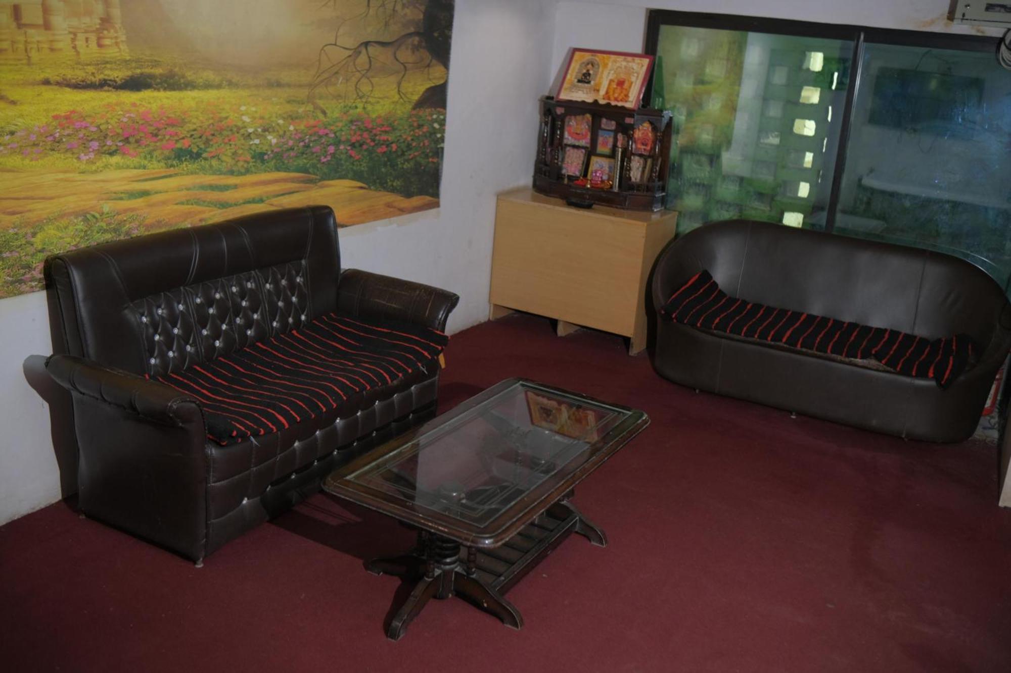 Hotel Quality Time Udaipur Ngoại thất bức ảnh
